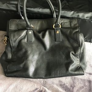 Michael Kors Bags - Michael Kors Hamilton Handbag Michael Kors Bags - Michael Kors Hamilton Handbag